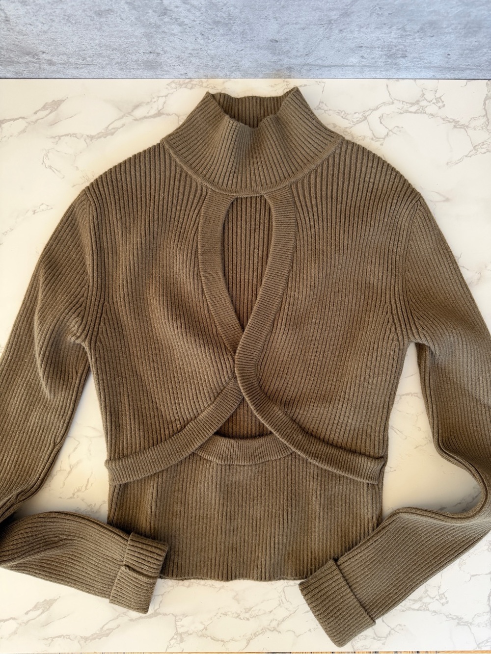 Twist-Front Ribbed Cutout Sweater - Olive